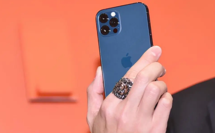 苍溪苹果手机维修分享iPhone12系列重启方法教程 